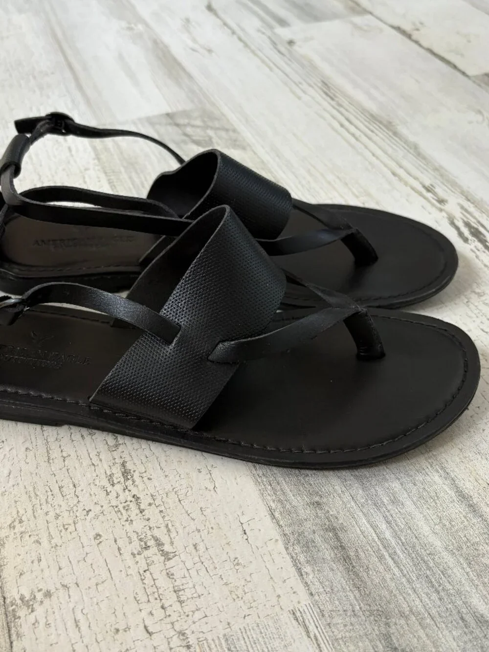 American Eagle Women's Size 8 Black Flat Sandals Ankle Strap Thong Faux Lthr